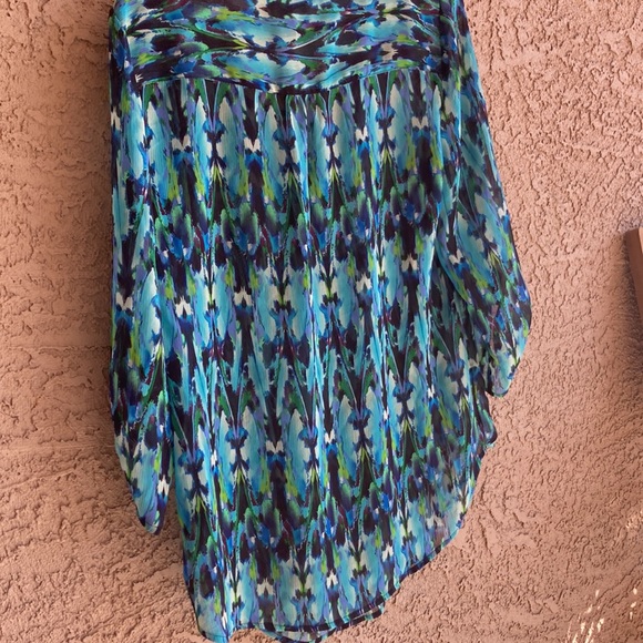 Express women’s medium three-quarter sleeve blouse - Picture 8 of 9